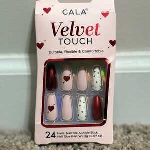 CALA Velvet Touch Nail Set - Red and Pink